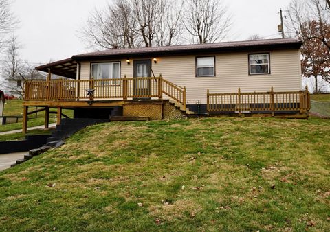 Photo of 206 Summit Road, Thornville, OH 43076 (MLS # 226000568)