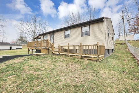Tiny photo for 206 Summit Road, Thornville, OH 43076 (MLS # 226000568)