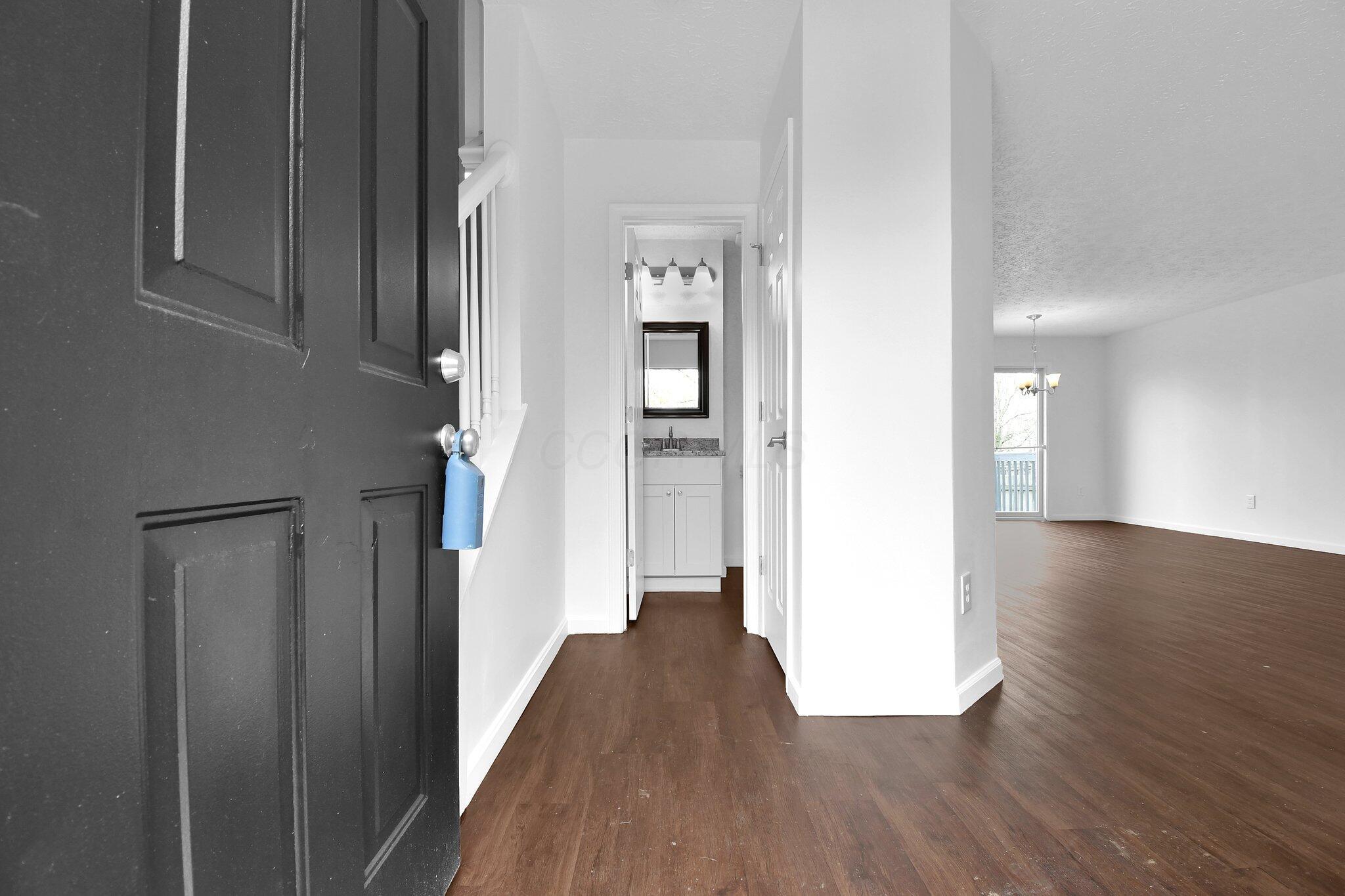 1165 Harley Run Drive, Blacklick, Ohio image 3