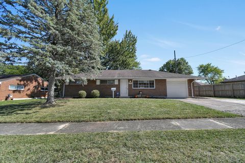 Photo of 1496 Mariner Drive, Reynoldsburg, OH 43068 (MLS # 225037422)