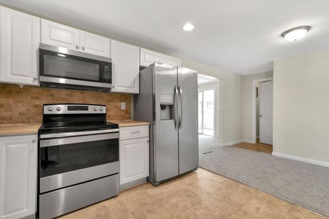 Tiny photo for 1496 Mariner Drive, Reynoldsburg, OH 43068 (MLS # 225037422)