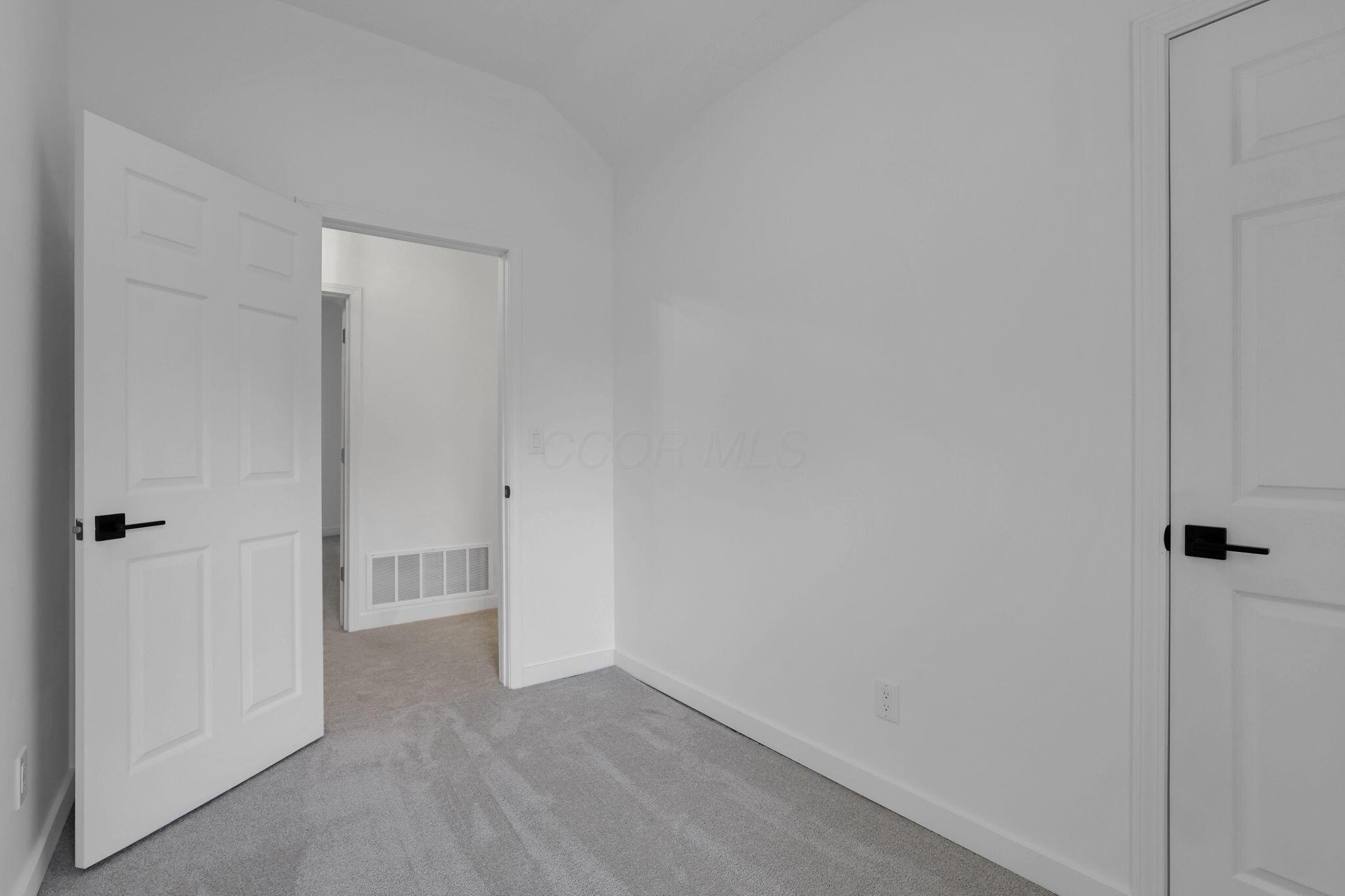 672 Silver Street, Marion, Ohio image 33