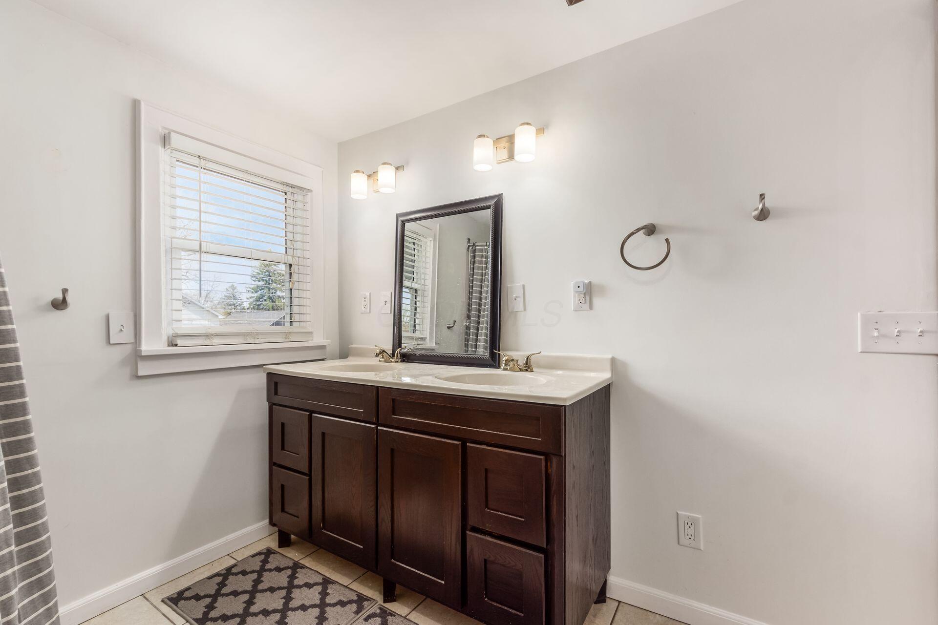 229 S Huron Avenue, Columbus, Ohio image 24