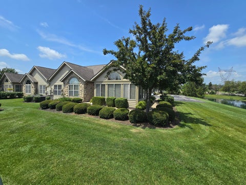 Photo of 2424 Landings Way 1 #1, Grove City, OH 43123 (MLS # 226024038)