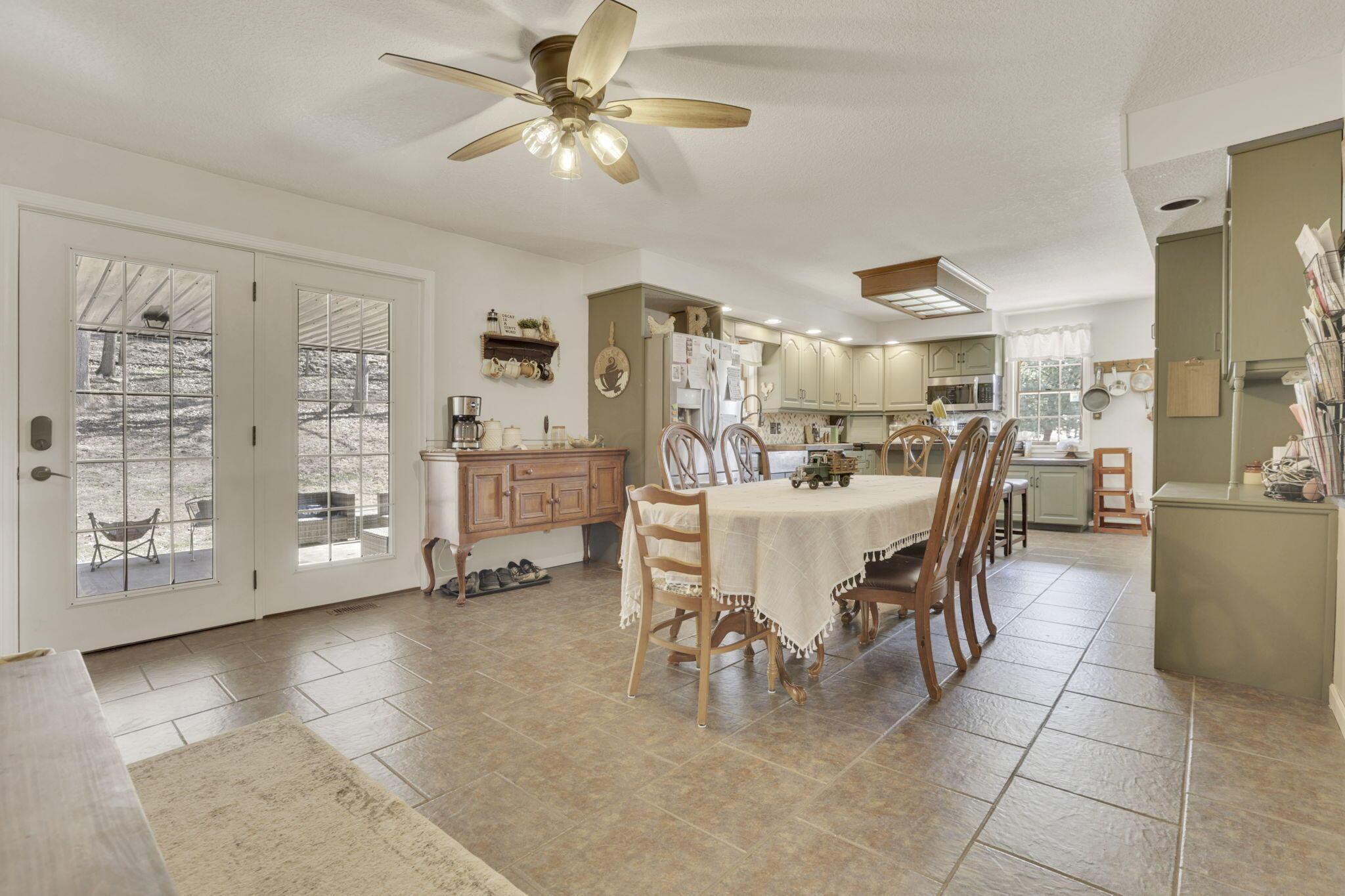 9565 Rainrock Road, Newark, Ohio image 25