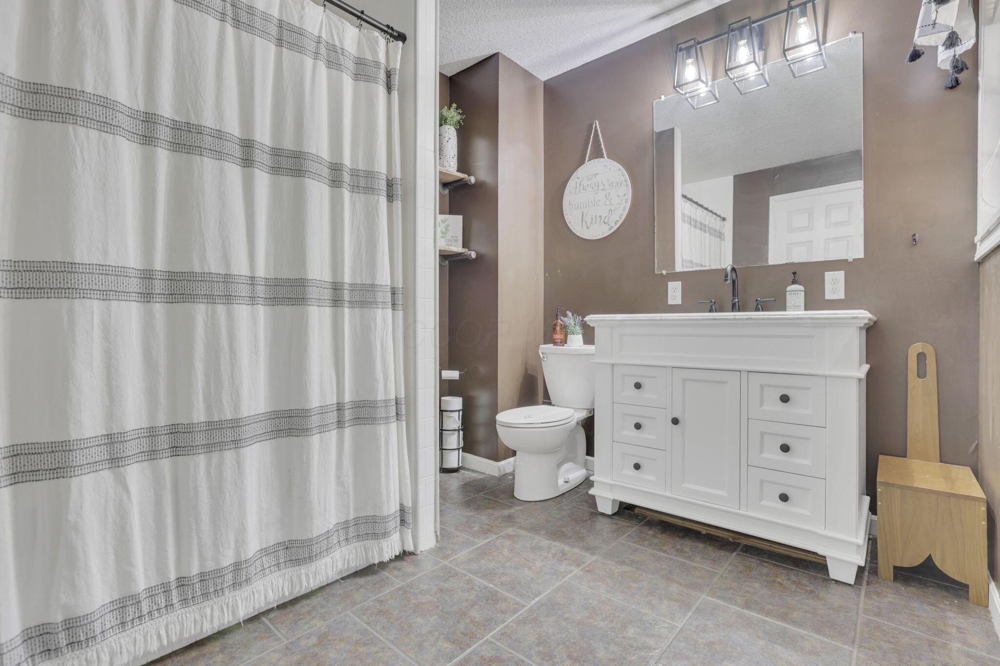 9565 Rainrock Road, Newark, Ohio image 34