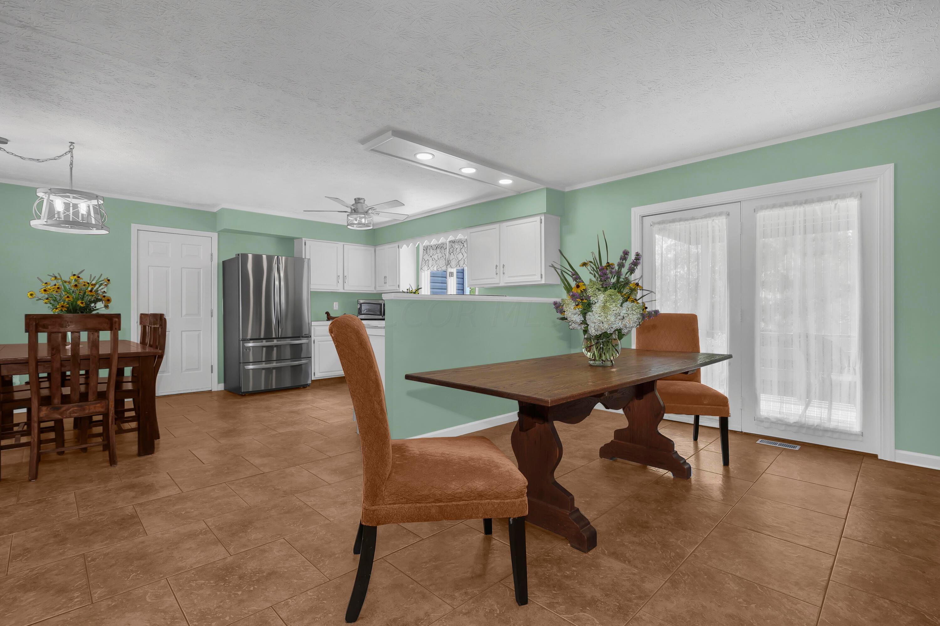 1060 S Watkins Road, Alexandria, Ohio image 3