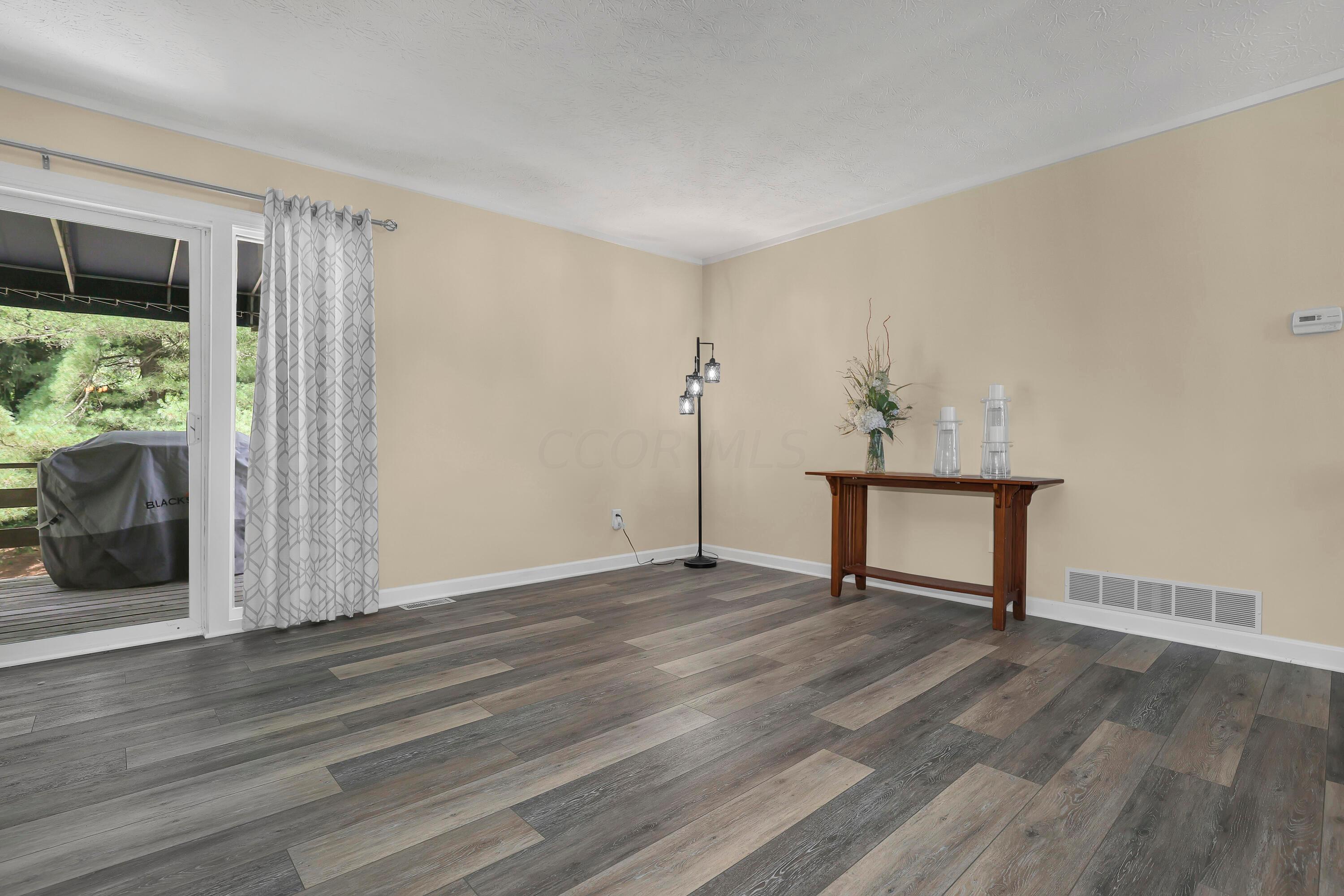 1060 S Watkins Road, Alexandria, Ohio image 16