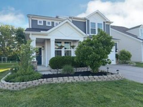 Photo of 3643 Mystic Way, Grove City, OH 43123 (MLS # 226017921)