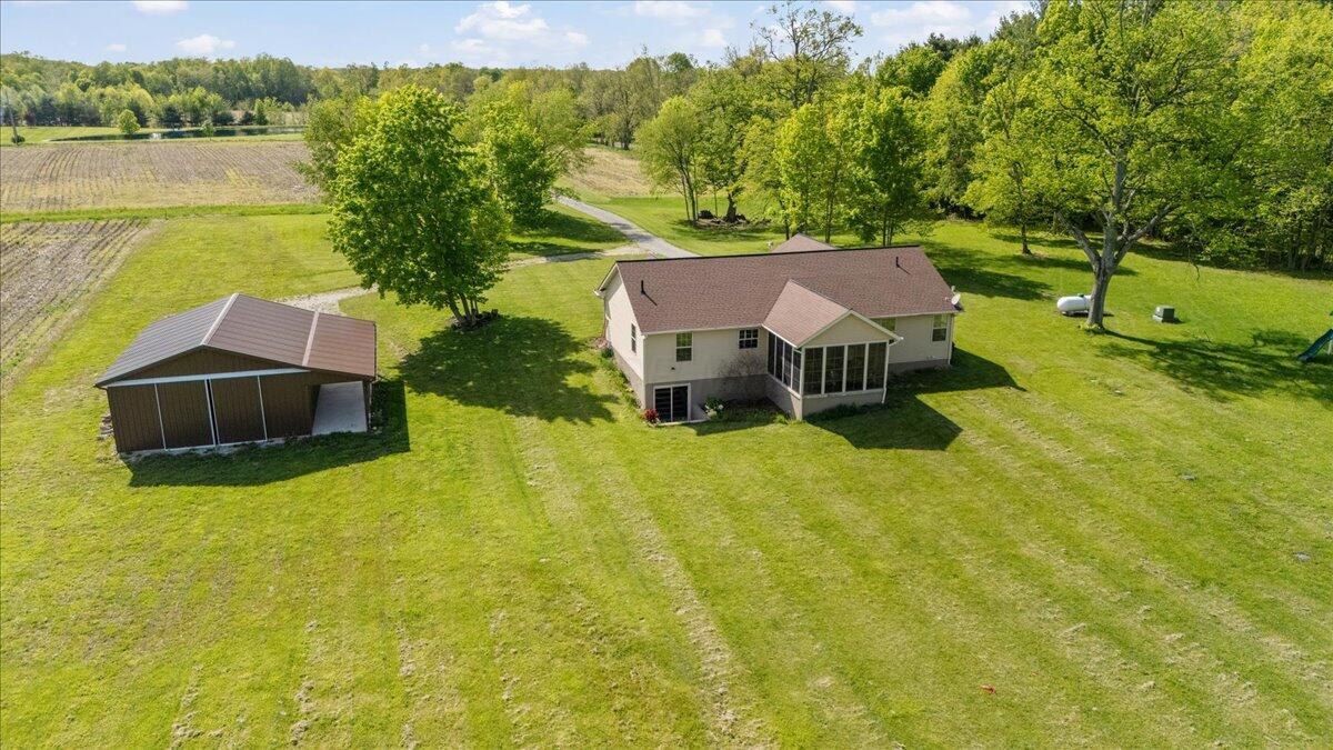 11700 Tucker Road, Mount Vernon, Ohio image 3