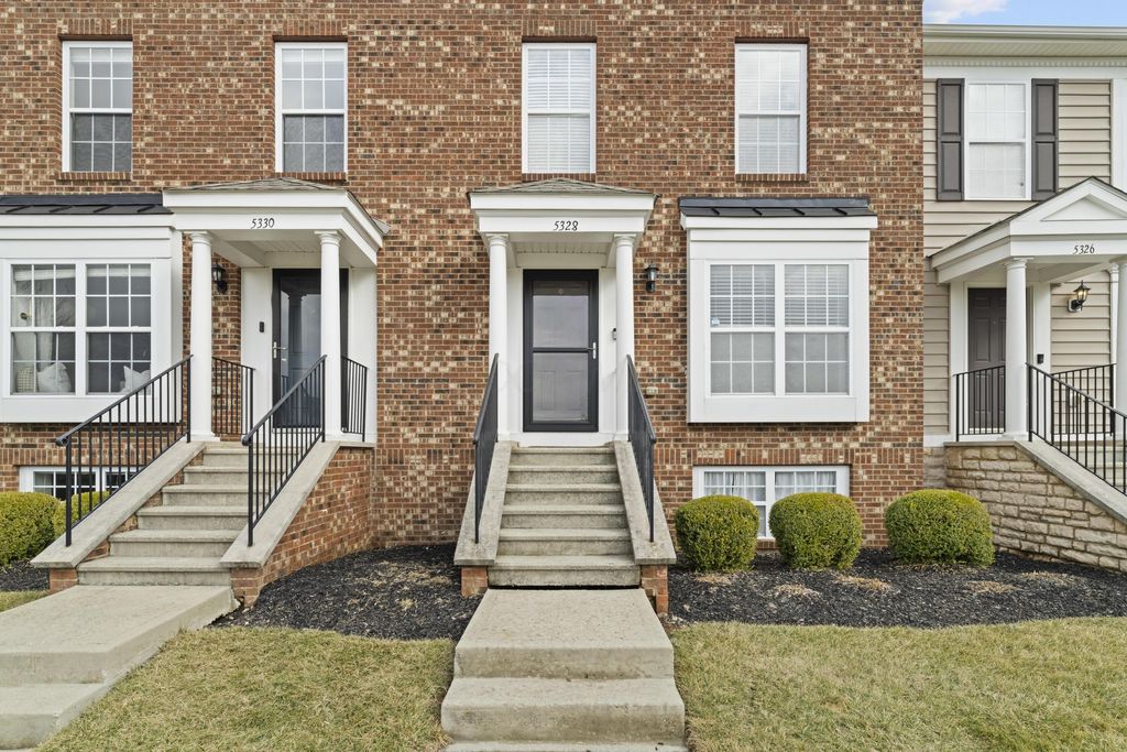 Photo of 5328 Rustic Falls Drive 84 #84, Dublin, OH 43016 (MLS # 226004904)