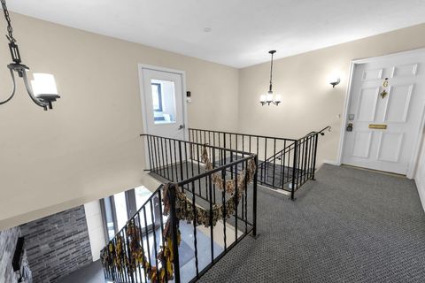 Tiny photo for 652 Olde Towne Avenue 9-652 G #9-652 G, Columbus, OH 43214 (MLS # 225035634)