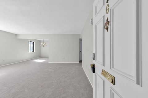 Tiny photo for 652 Olde Towne Avenue 9-652 G #9-652 G, Columbus, OH 43214 (MLS # 225035634)
