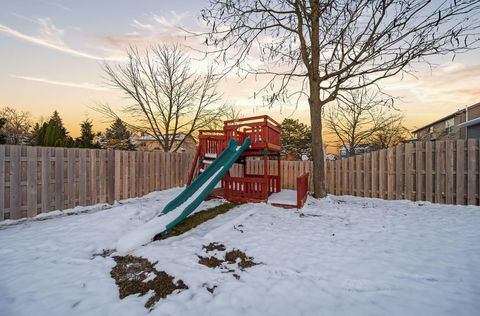 Tiny photo for 5562 Oldwynne Road, Hilliard, OH 43026 (MLS # 225045256)