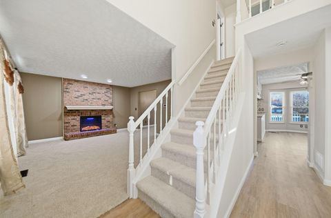 Tiny photo for 5562 Oldwynne Road, Hilliard, OH 43026 (MLS # 225045256)