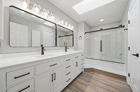 Tiny photo for 5562 Oldwynne Road, Hilliard, OH 43026 (MLS # 225045256)