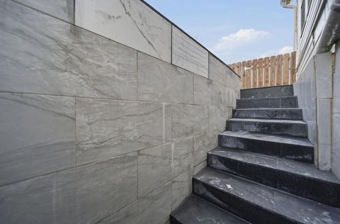 Tiny photo for 5562 Oldwynne Road, Hilliard, OH 43026 (MLS # 225045256)