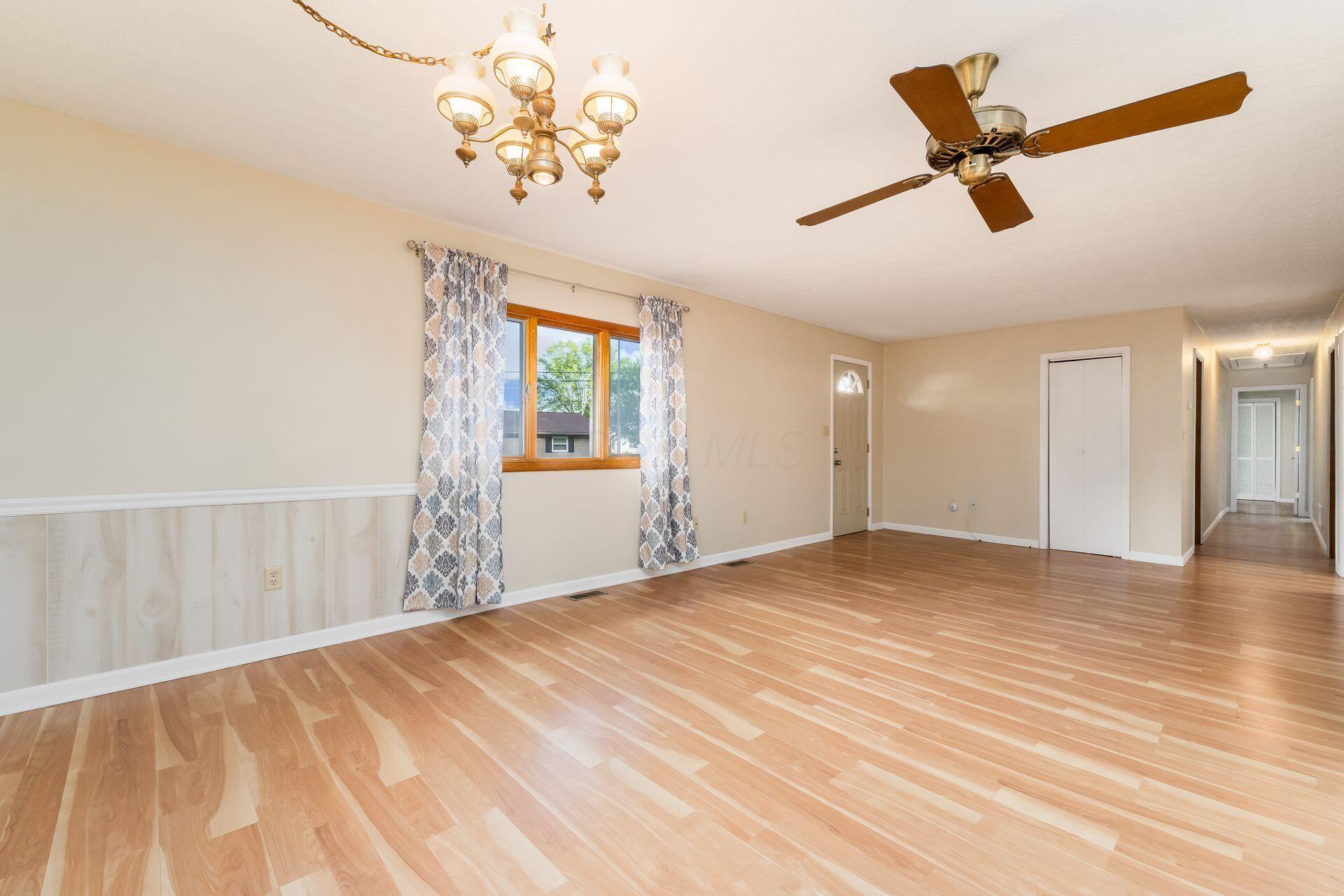 125 Lynwood Lane, Lancaster, Ohio image 8