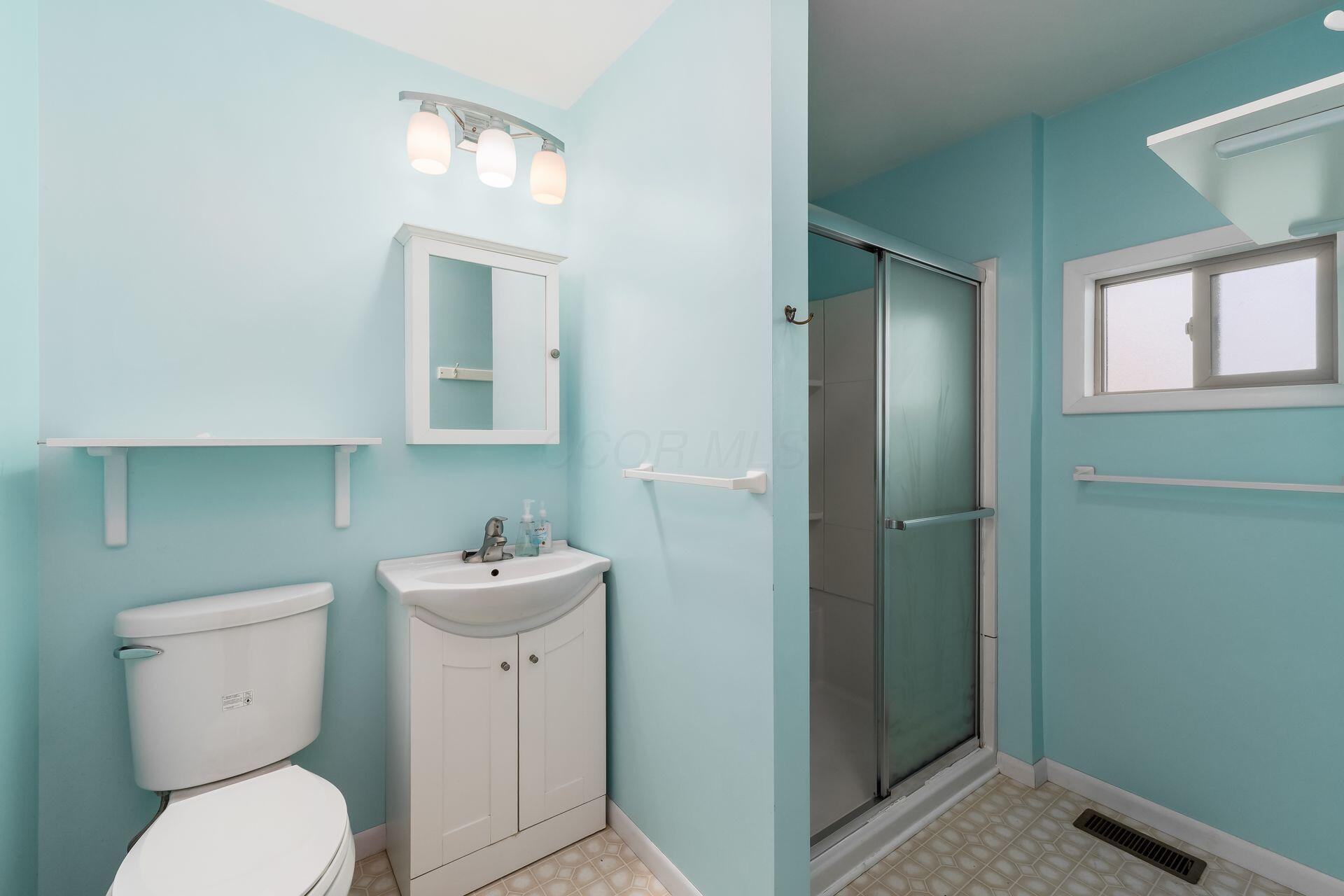 125 Lynwood Lane, Lancaster, Ohio image 24