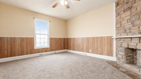 Tiny photo for 76 Oakwood Avenue, Newark, OH 43055 (MLS # 225037362)