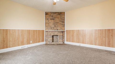 Tiny photo for 76 Oakwood Avenue, Newark, OH 43055 (MLS # 225037362)