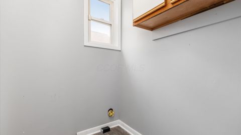 Tiny photo for 76 Oakwood Avenue, Newark, OH 43055 (MLS # 225037362)