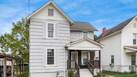 Tiny photo for 76 Oakwood Avenue, Newark, OH 43055 (MLS # 225037362)