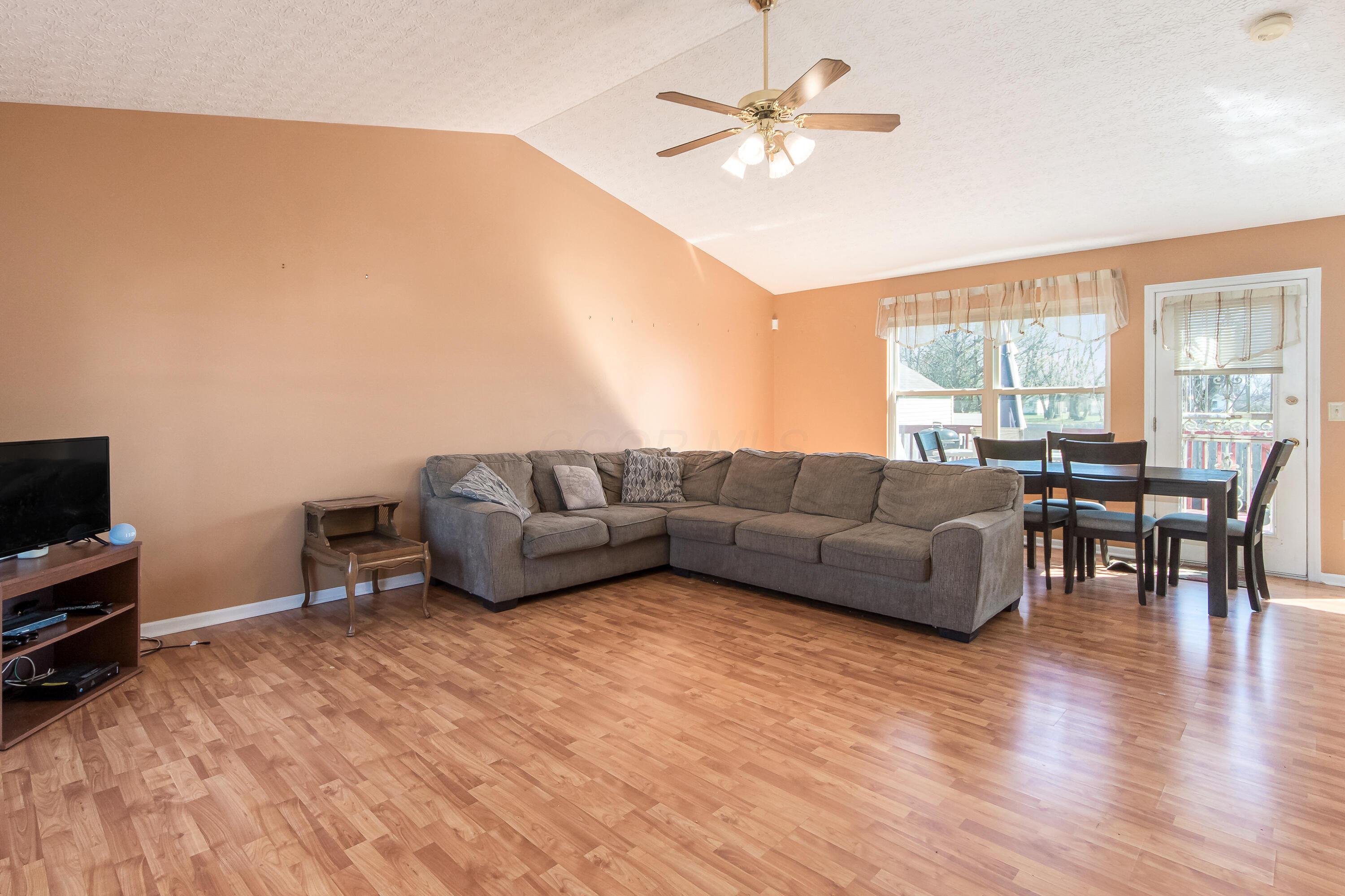 4516 Harston Avenue, Columbus, Ohio image 3