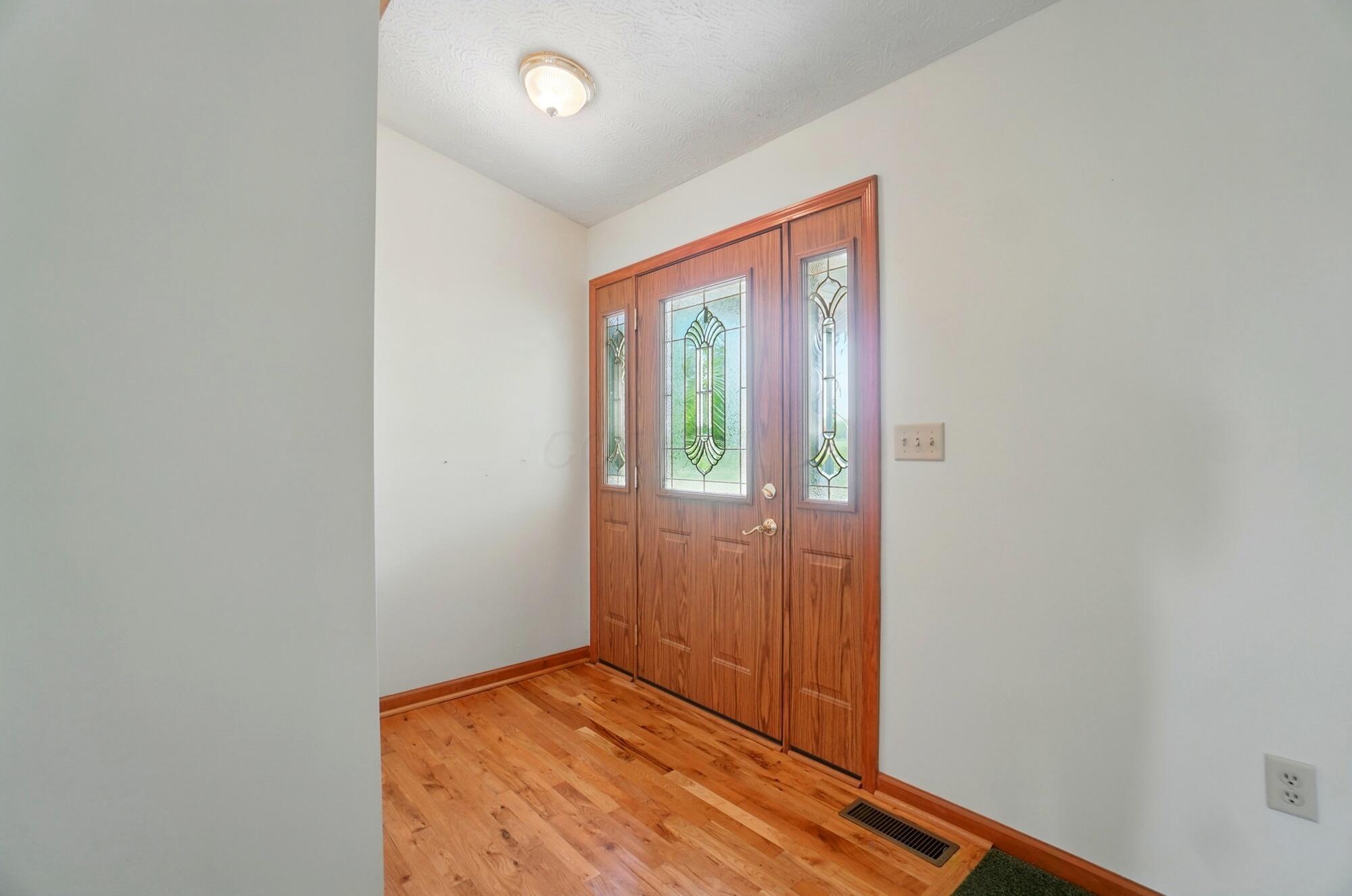5001 S Charleston Clifton Road, South Charleston, Ohio image 2