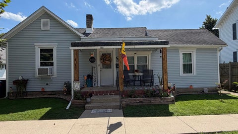 Homes For Sale - 595 E Hunter Street<br/> Logan, OH 43138