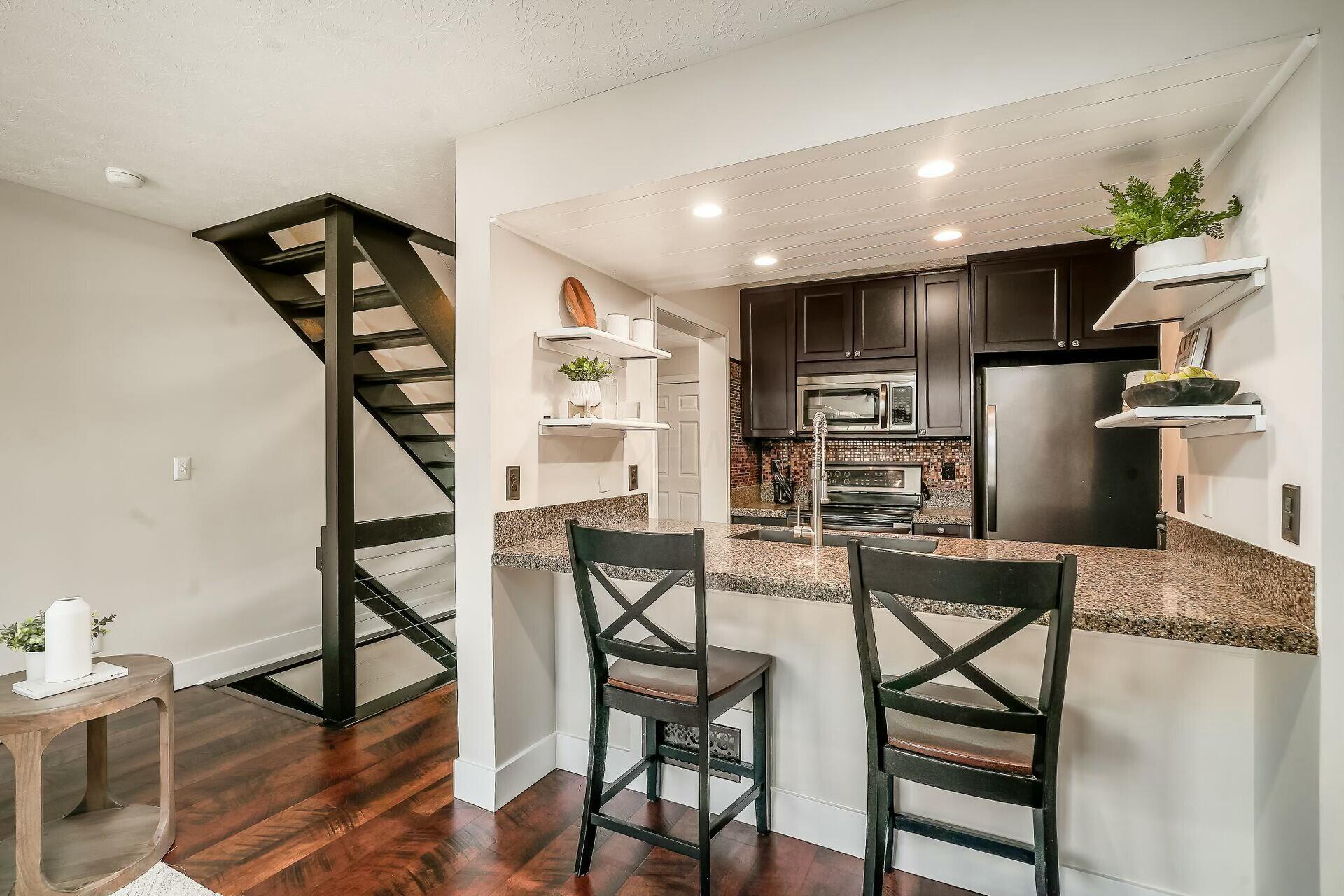 5712 Apricot Lane #96E, Hilliard, Ohio image 8