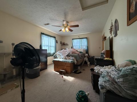Tiny photo for 1274 Auburn Avenue, Barberton, OH 44203 (MLS # 225040250)