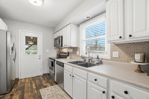 Tiny photo for 144 Fairdale Avenue, Westerville, OH 43081 (MLS # 226000703)