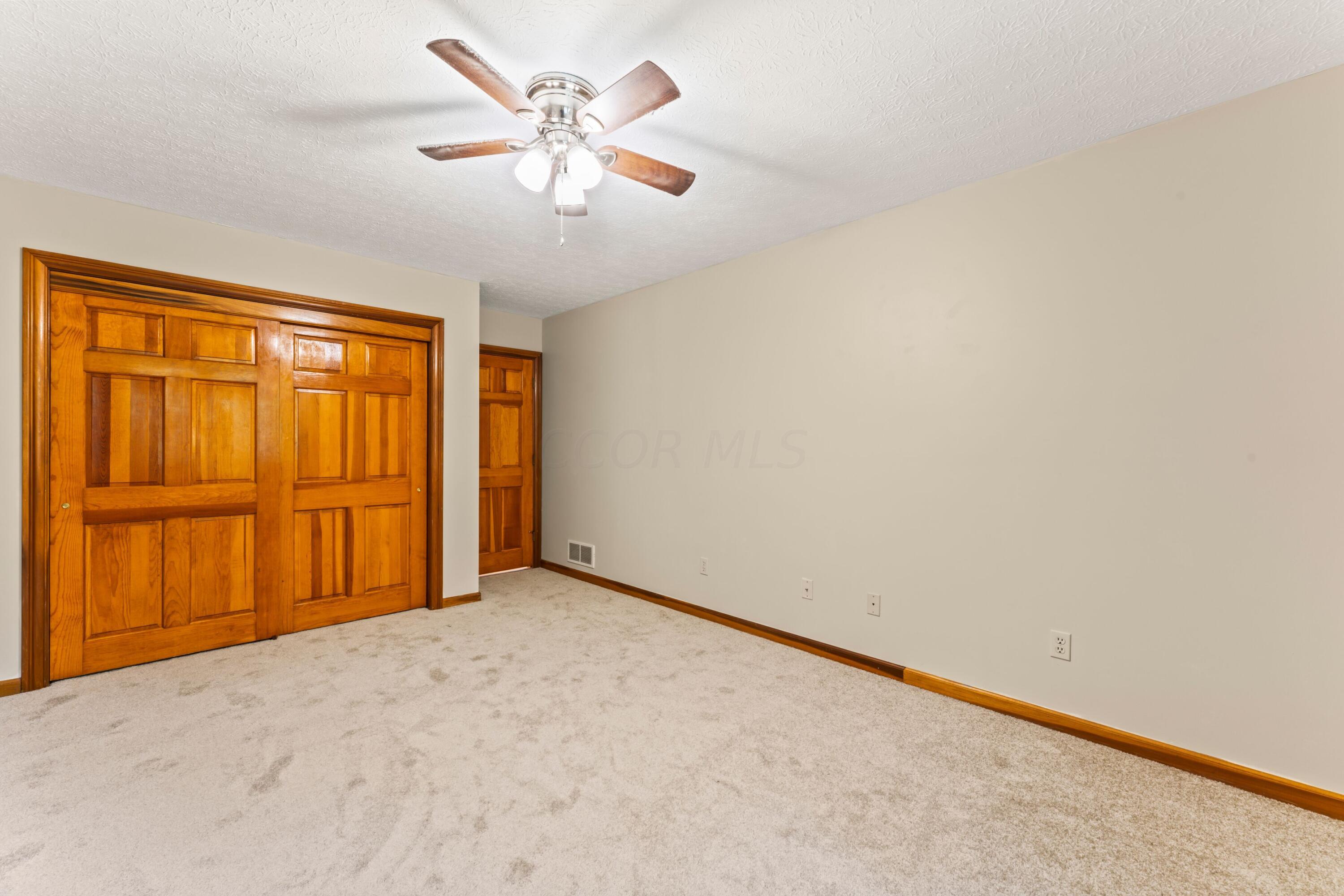 9692 Refugee Road, Pataskala, Ohio image 28