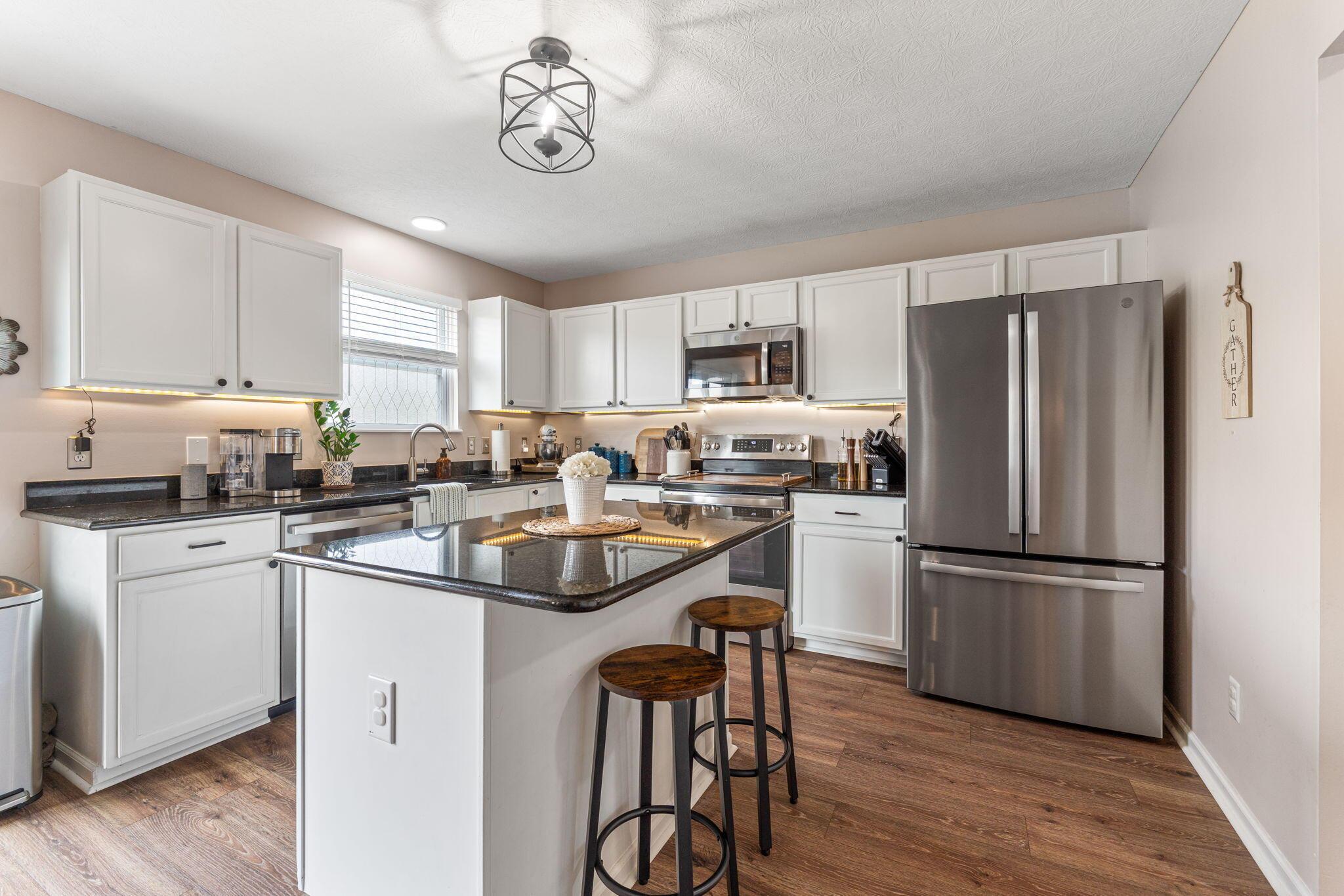 588 Herrogate Square, Pickerington, Ohio image 13