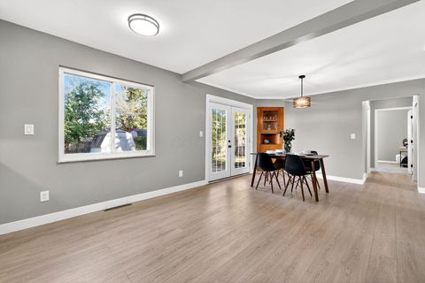 Tiny photo for 980 Miriam Drive E, Columbus, OH 43204 (MLS # 225037545)