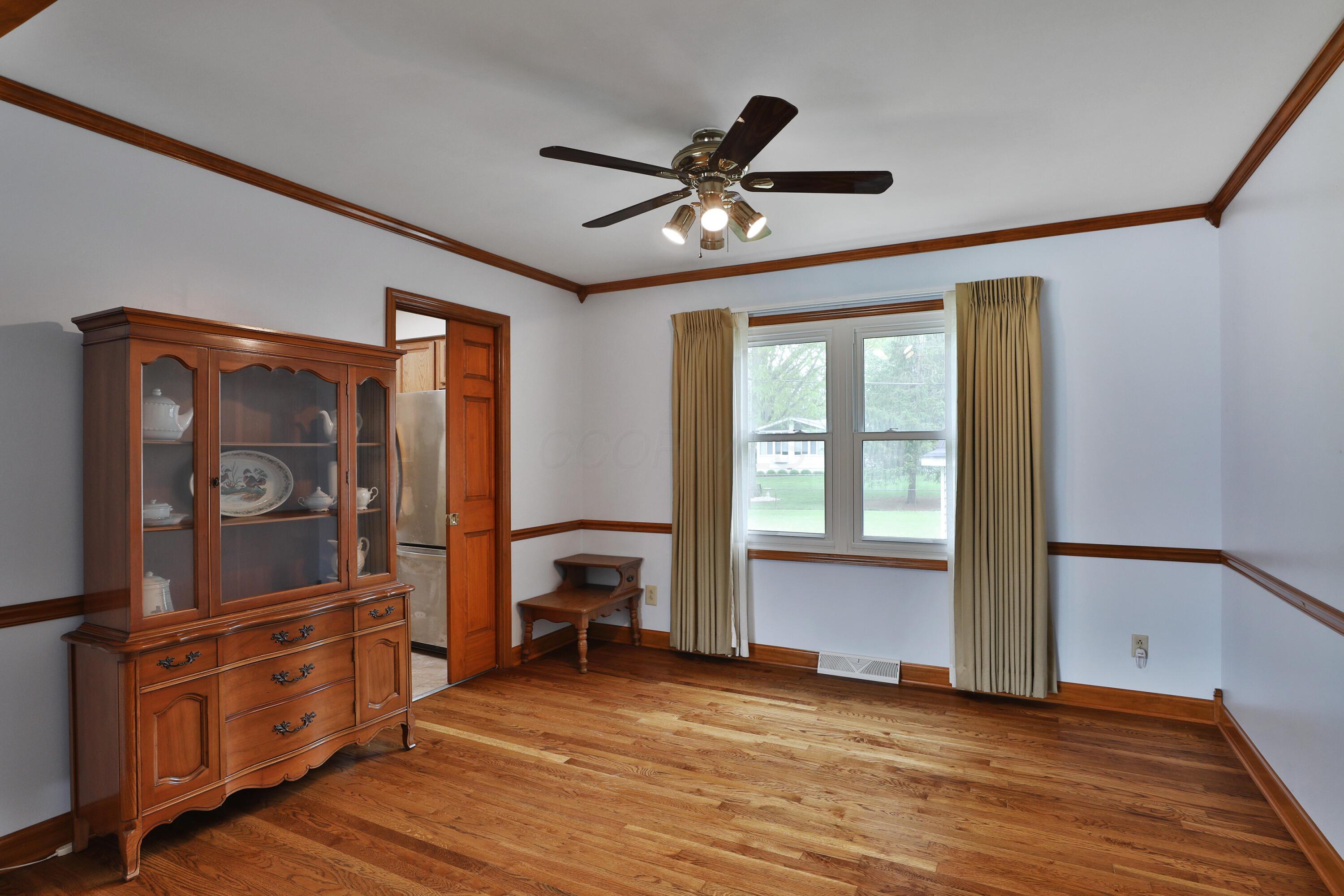 6070 Barberry Hollow, Columbus, Ohio image 11