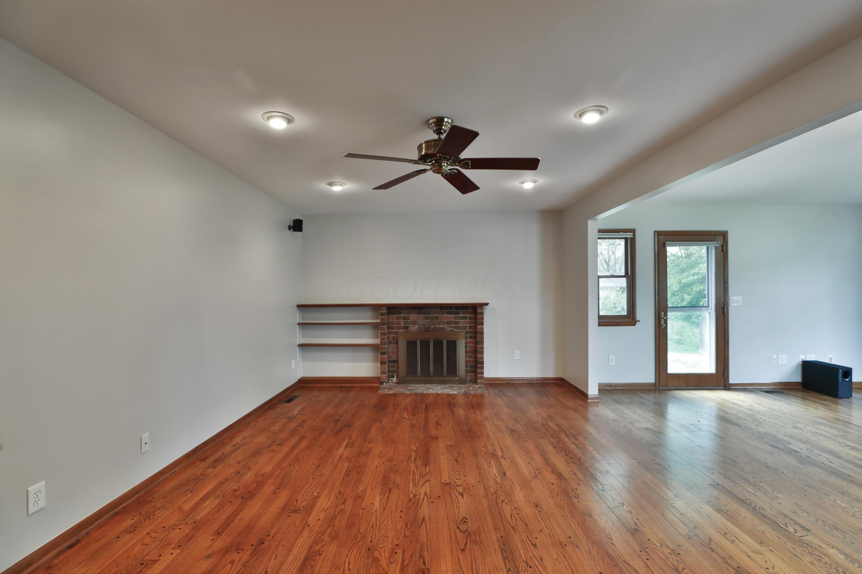 6070 Barberry Hollow, Columbus, Ohio image 21