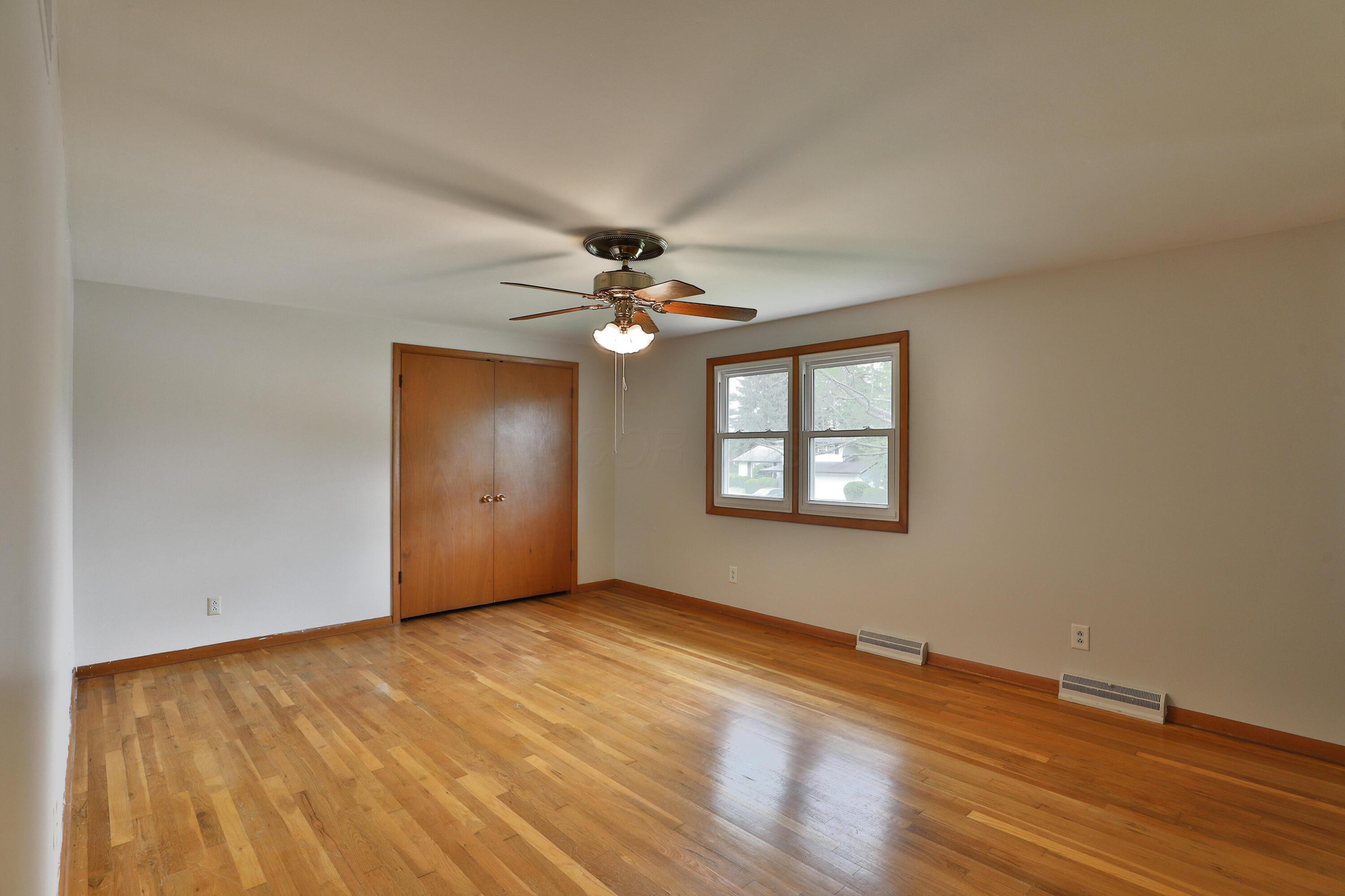 6070 Barberry Hollow, Columbus, Ohio image 35