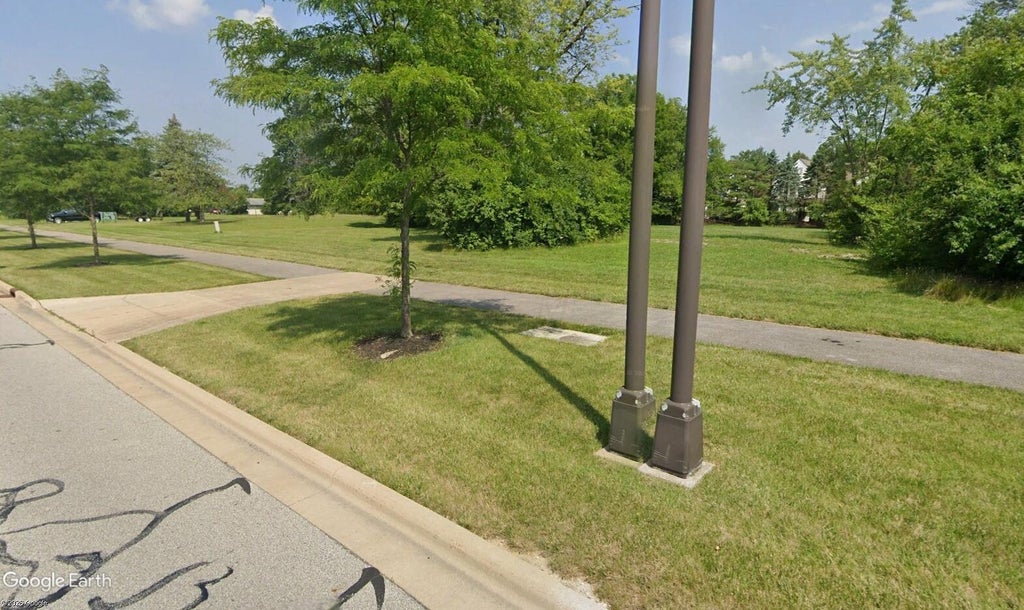 Photo of 5610 Tuttle Crossing Boulevard, Dublin, OH 43016 (MLS # 226037183)
