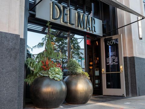 Tiny photo for 156 E 4th Avenue, Columbus, OH 43201 (MLS # 226002877)