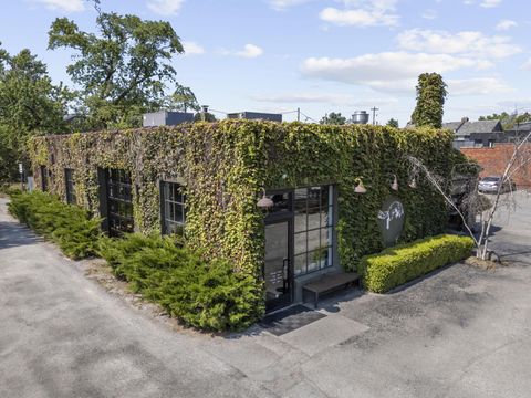 Tiny photo for 156 E 4th Avenue, Columbus, OH 43201 (MLS # 226002877)