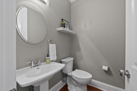 Tiny photo for 156 E 4th Avenue, Columbus, OH 43201 (MLS # 226002877)