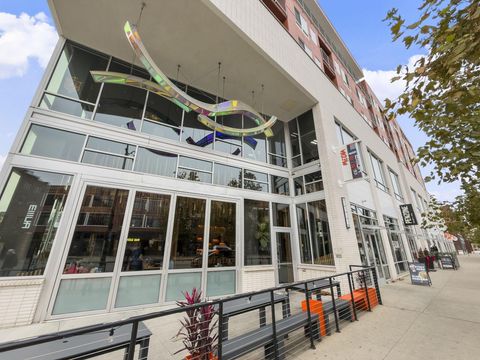 Tiny photo for 156 E 4th Avenue, Columbus, OH 43201 (MLS # 226002877)