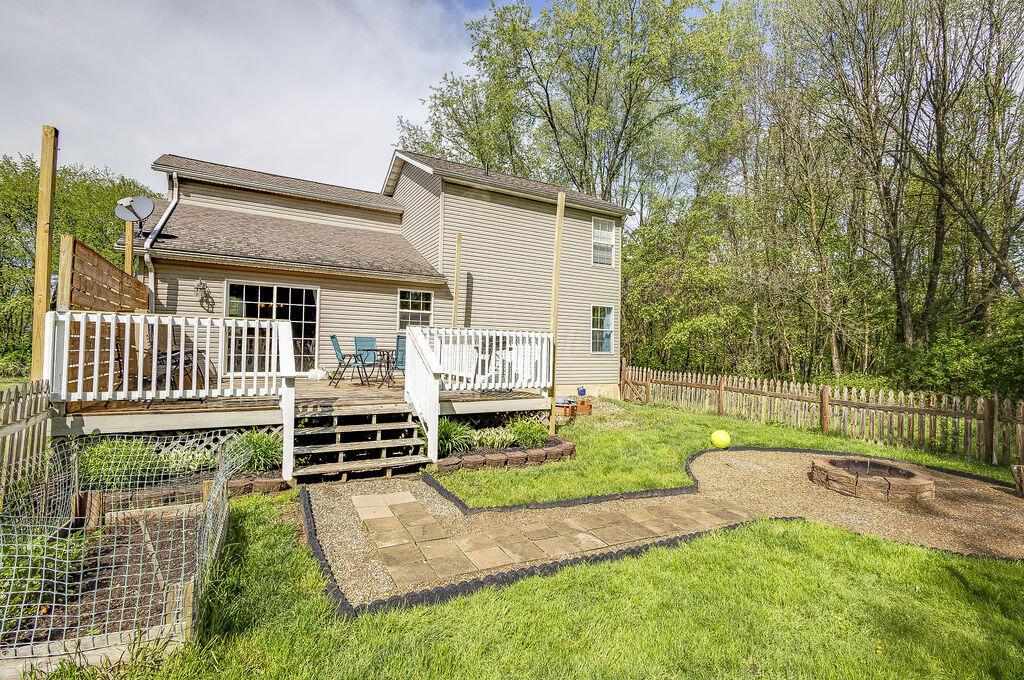 639 Crestrose Drive, Howard, Ohio image 32