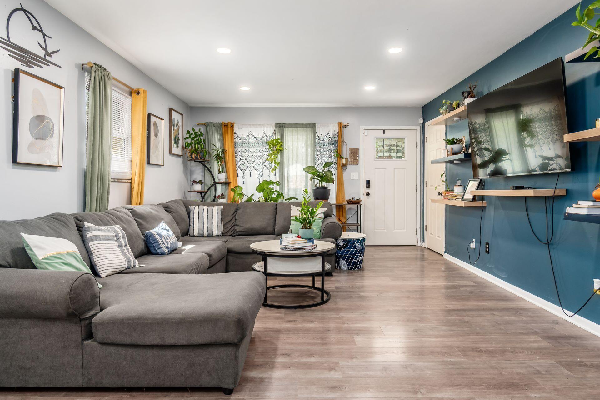 3698 Dorothy Drive
