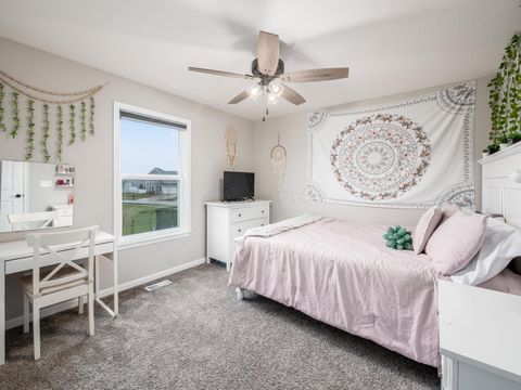 Tiny photo for 1680 Dickson Drive, Marysville, OH 43040 (MLS # 226000441)