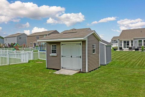 Tiny photo for 1680 Dickson Drive, Marysville, OH 43040 (MLS # 226000441)