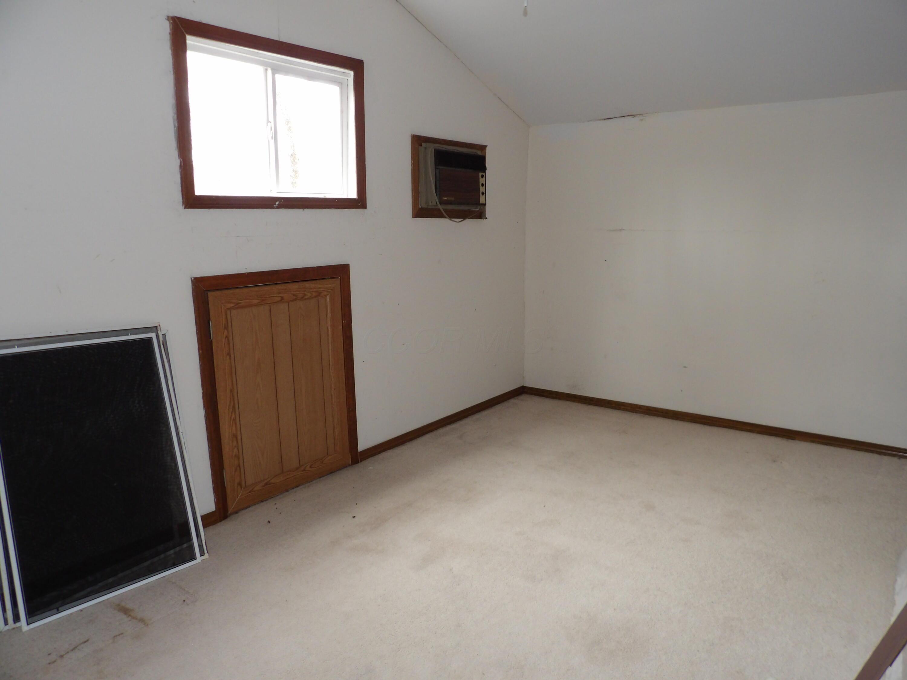 6723 Zwickle Road, Logan, Ohio image 32