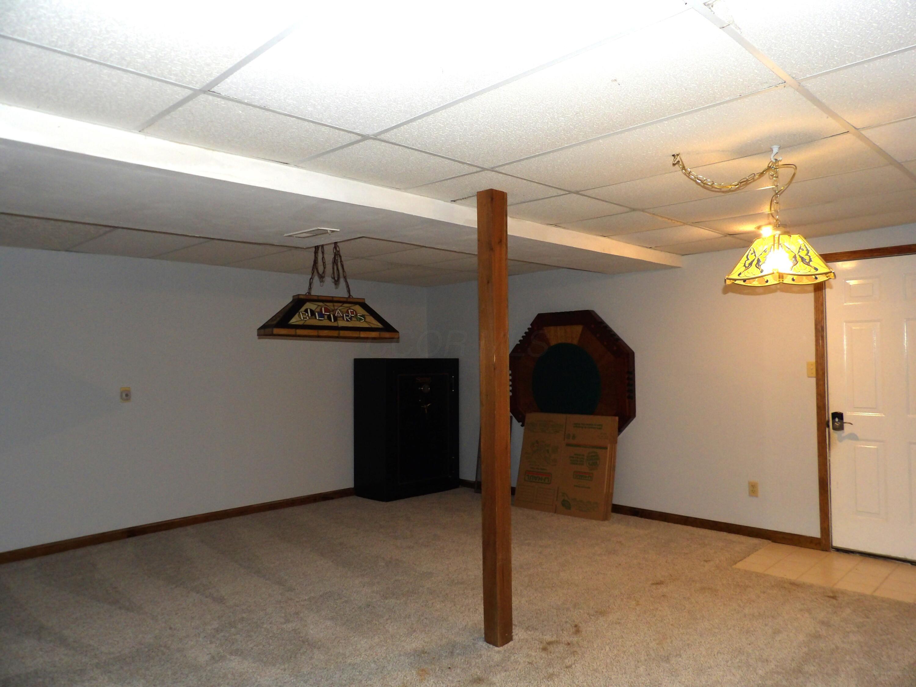 6723 Zwickle Road, Logan, Ohio image 37